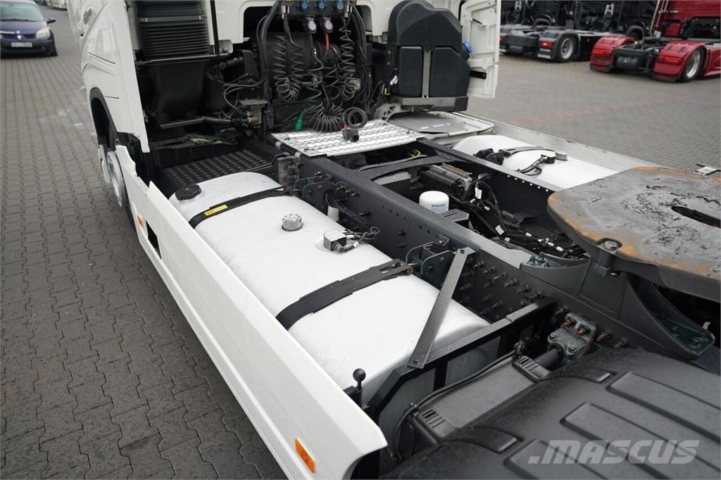 Volvo FH 460 / MEGA / KLIMA POSTOJOWA / I- SHIFT / I- SA Sattelzugmaschinen