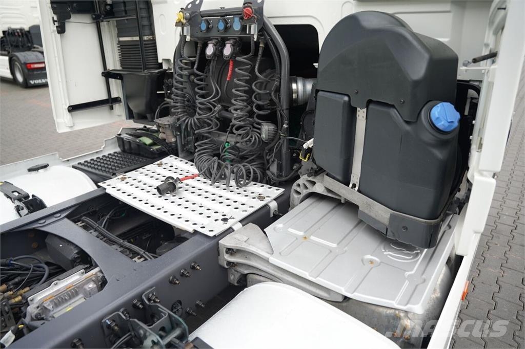 Volvo FH 460 / MEGA / KLIMA POSTOJOWA / I- SHIFT / I- SA Sattelzugmaschinen
