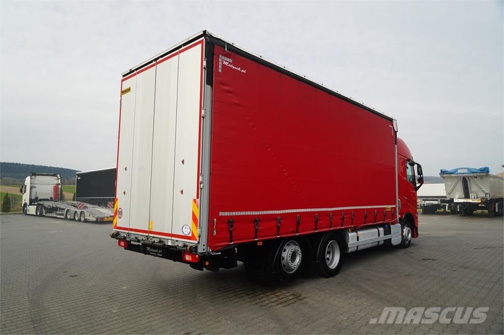 Volvo FH 460 / SOLÓWKA / I-SAVE / I-PARK COOL / OŚ PODN Curtain sider trucks
