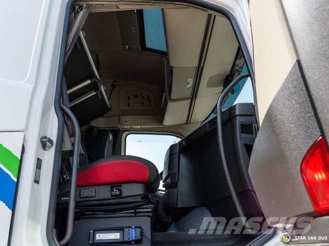 Volvo FH 500 6x4 PALFINGER PK 40002 EH Crane Winch Trekkers