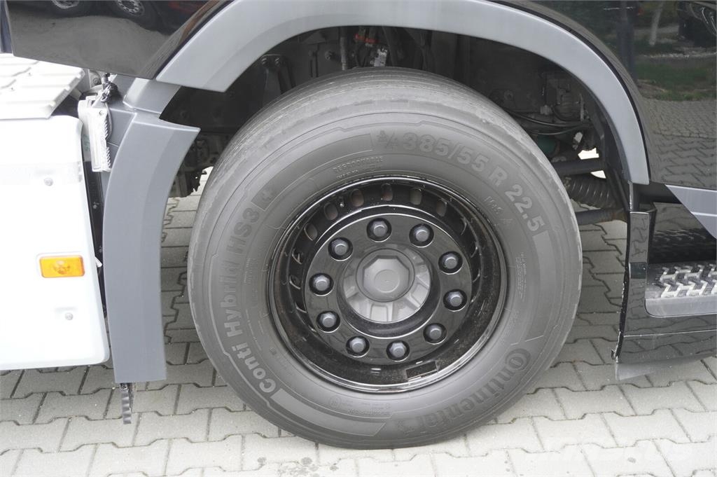 Volvo FH 500 6x2 / 180 tho. km / BDF / steering axle Chassis and suspension