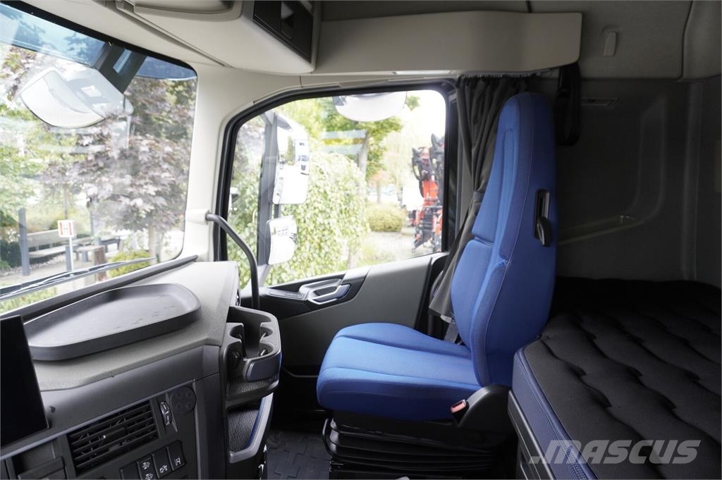 Volvo FH 500 6x2 / 180 tho. km / BDF / steering axle Chassis and suspension
