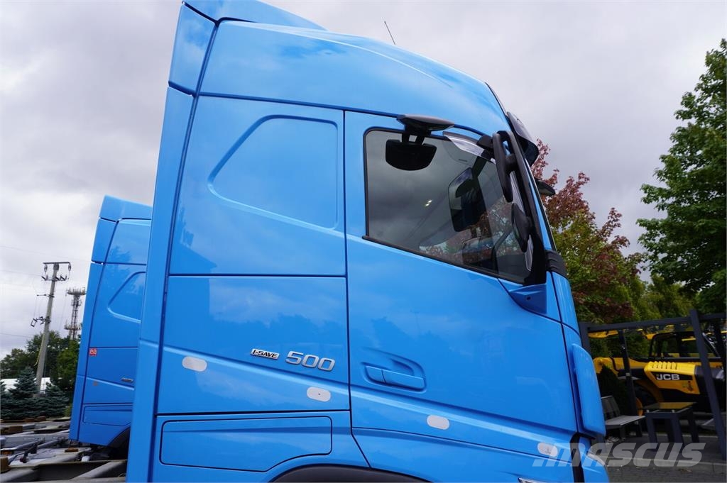 Volvo FH 500 6x2 / 299 tho. km / 2024 / BDF / steering a Chassis and suspension