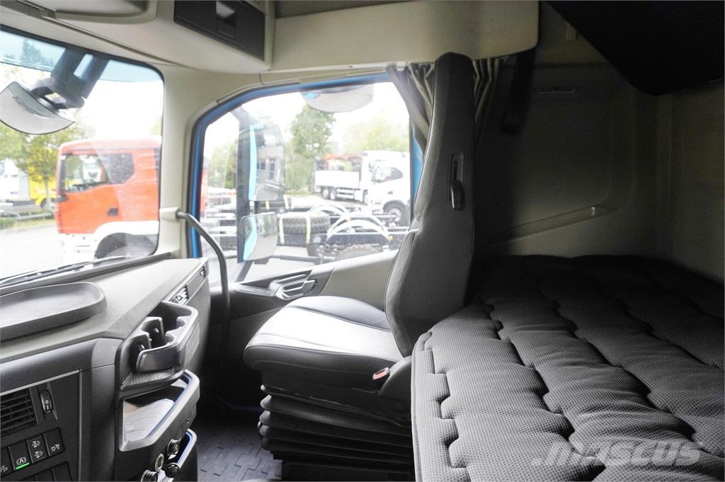 Volvo FH 500 6x2 / 299 tho. km / 2024 / BDF / steering a Chassis and suspension