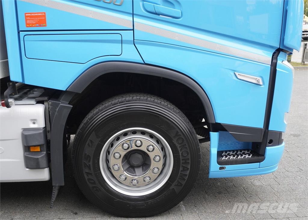 Volvo FH 500 6×2 / 19 EPAL KRONE refrigerator / doppelst Kühlkoffer