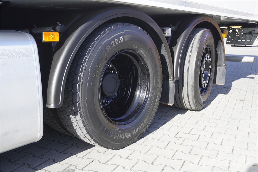 Volvo FH 500 6x2 / KRONE 18 EPAL refrigerator / Thermoki Camion frigorifique