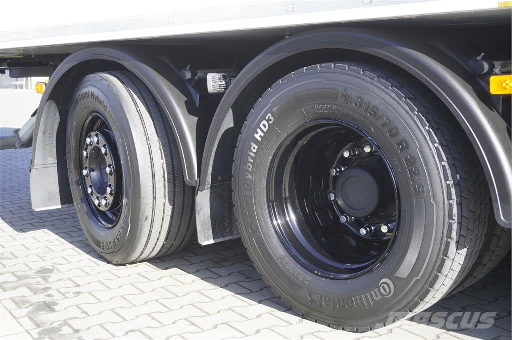 Volvo FH 500 6x2 / KRONE 18 EPAL refrigerator / Thermoki Camion frigorifique
