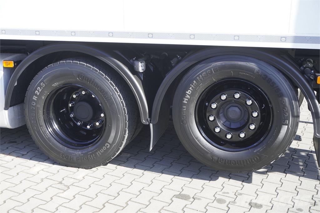 Volvo FH 500 6x2 / KRONE 18 EPAL refrigerator / Thermoki Camion frigorifique
