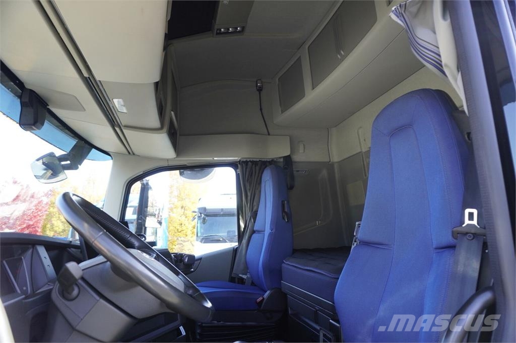 Volvo FH 500 6x2 / KRONE 18 EPAL refrigerator / Thermoki Camion frigorifique