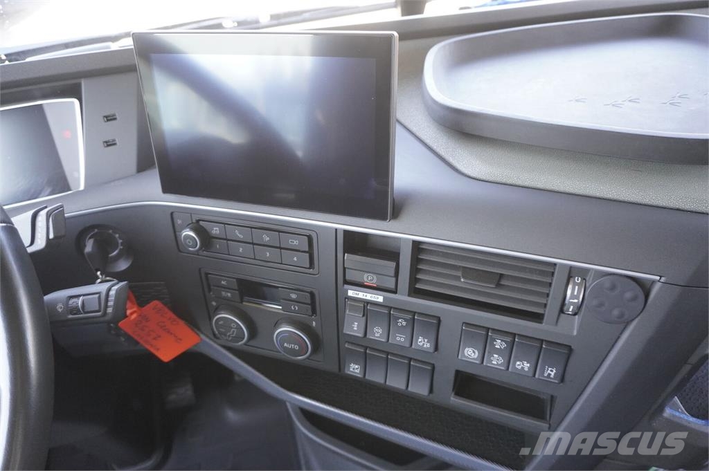 Volvo FH 500 6x2 / KRONE 18 EPAL refrigerator / Thermoki Camion frigorifique