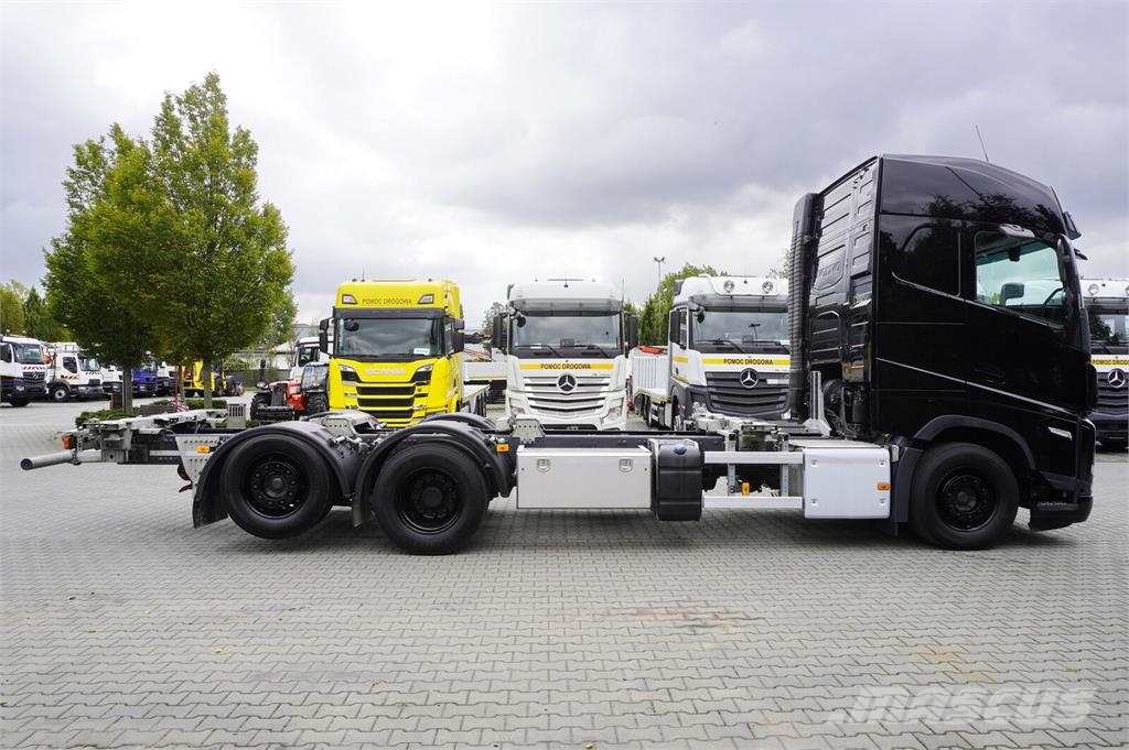 Volvo FH 500 6x2 / 180 tho. km / BDF / steering axle Chassis and suspension