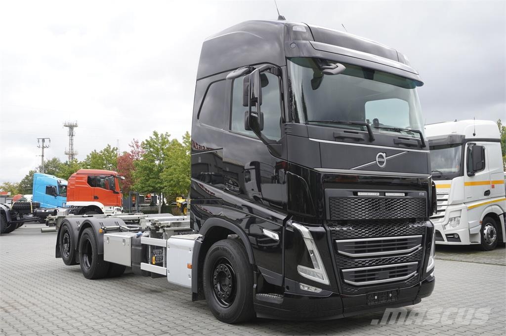 Volvo FH 500 6x2 / 180 tho. km / BDF / steering axle Chassis and suspension