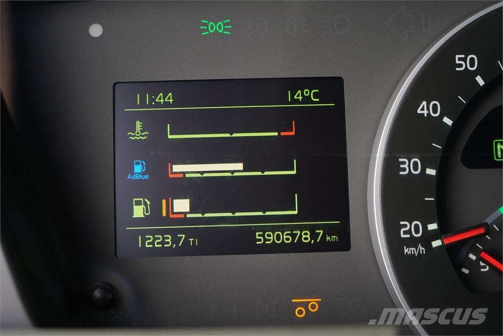 Volvo FH / 500 / ACC / EURO 6 / BDF / MEGA / 7,82 M / I Alváz és felfüggesztés