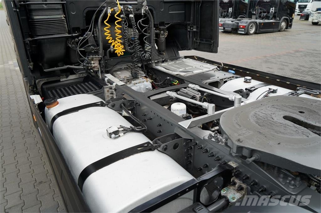 Volvo FH 500 / HYDRAULIKA / ORYGINALNY CZARNY MAT / E Tegljači