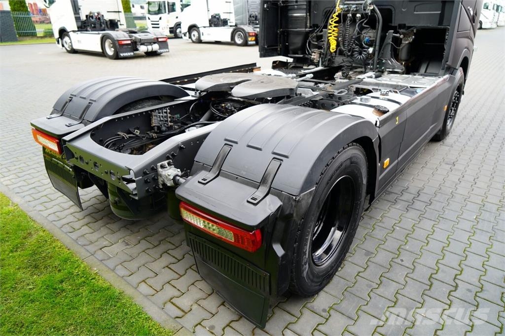 Volvo FH 500 / HYDRAULIKA / ORYGINALNY CZARNY MAT / E Tegljači