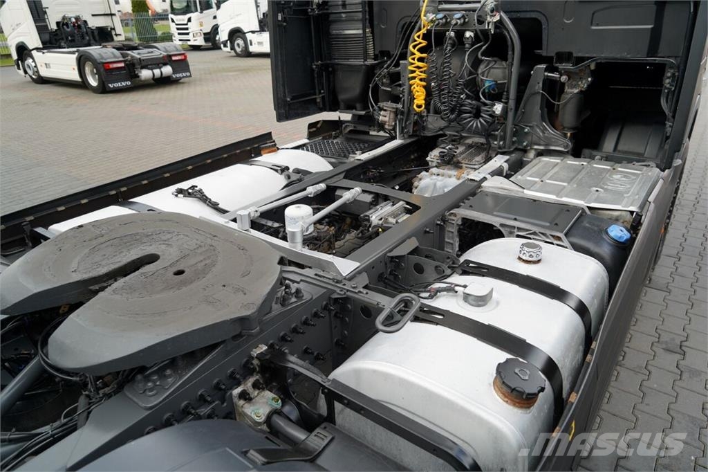 Volvo FH 500 / HYDRAULIKA / ORYGINALNY CZARNY MAT / E Tegljači