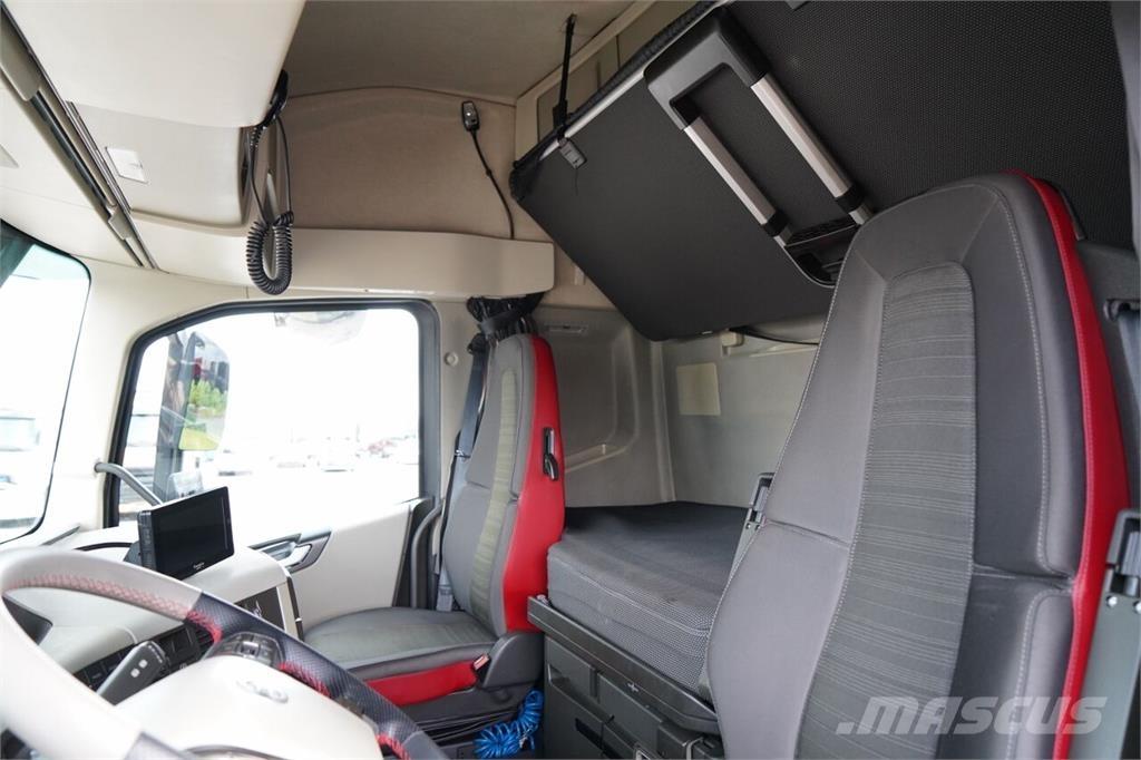 Volvo FH 500 / HYDRAULIKA / ORYGINALNY CZARNY MAT / E Tegljači