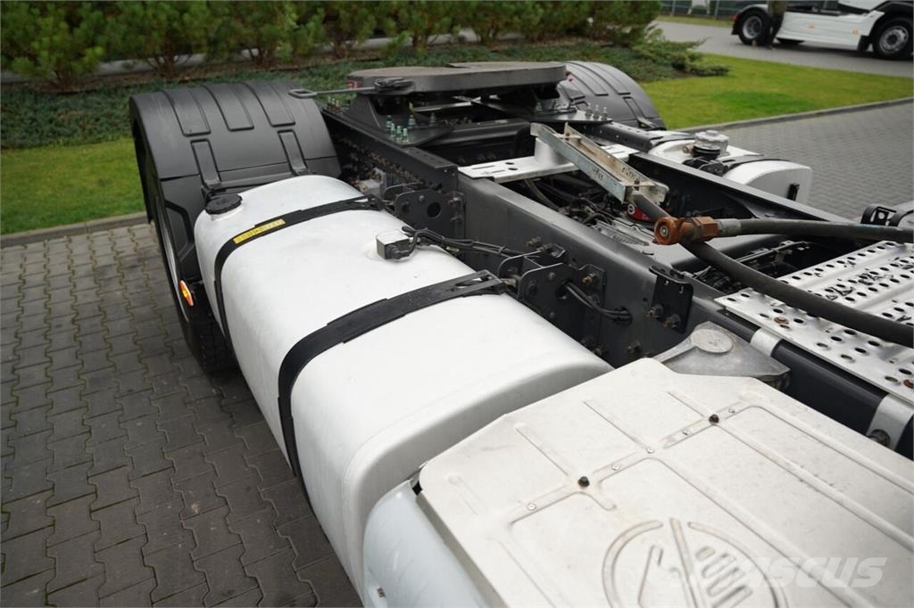 Volvo FH 500 / HYDRAULIKA / I-SHIFT / NISKA KABINA / OPO Sattelzugmaschinen
