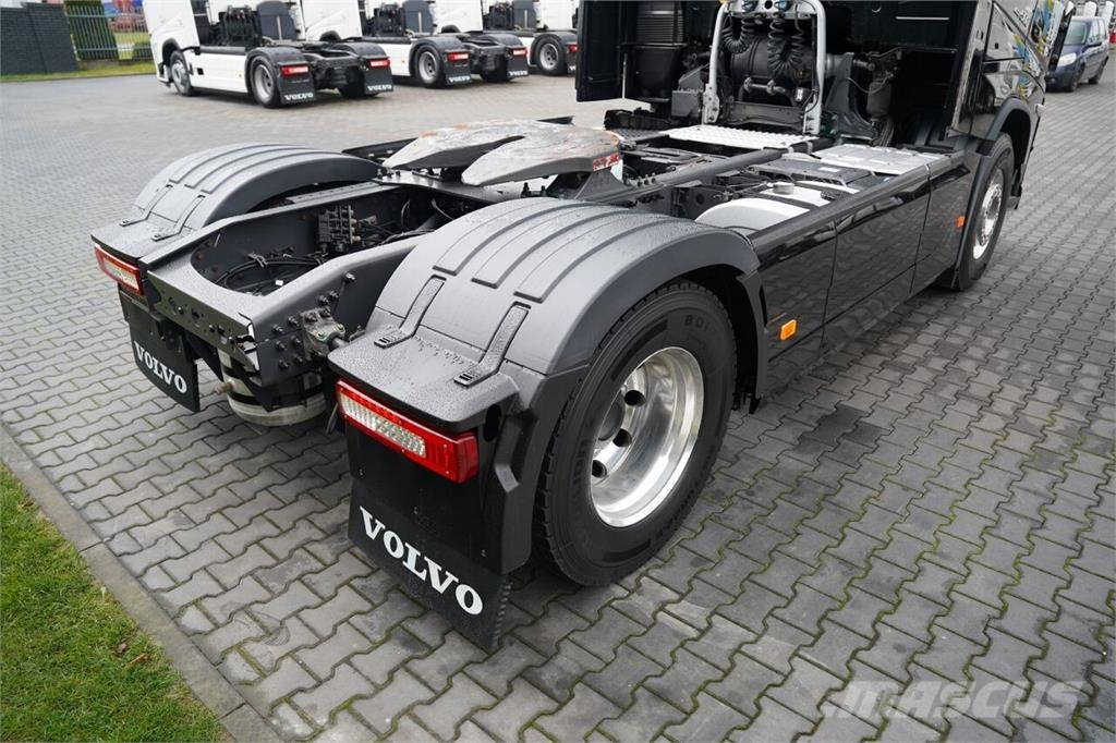 Volvo FH 500 / I-SAVE / I-PARK COOL / I-SHIFT / PRZÓD Vetopöytäautot