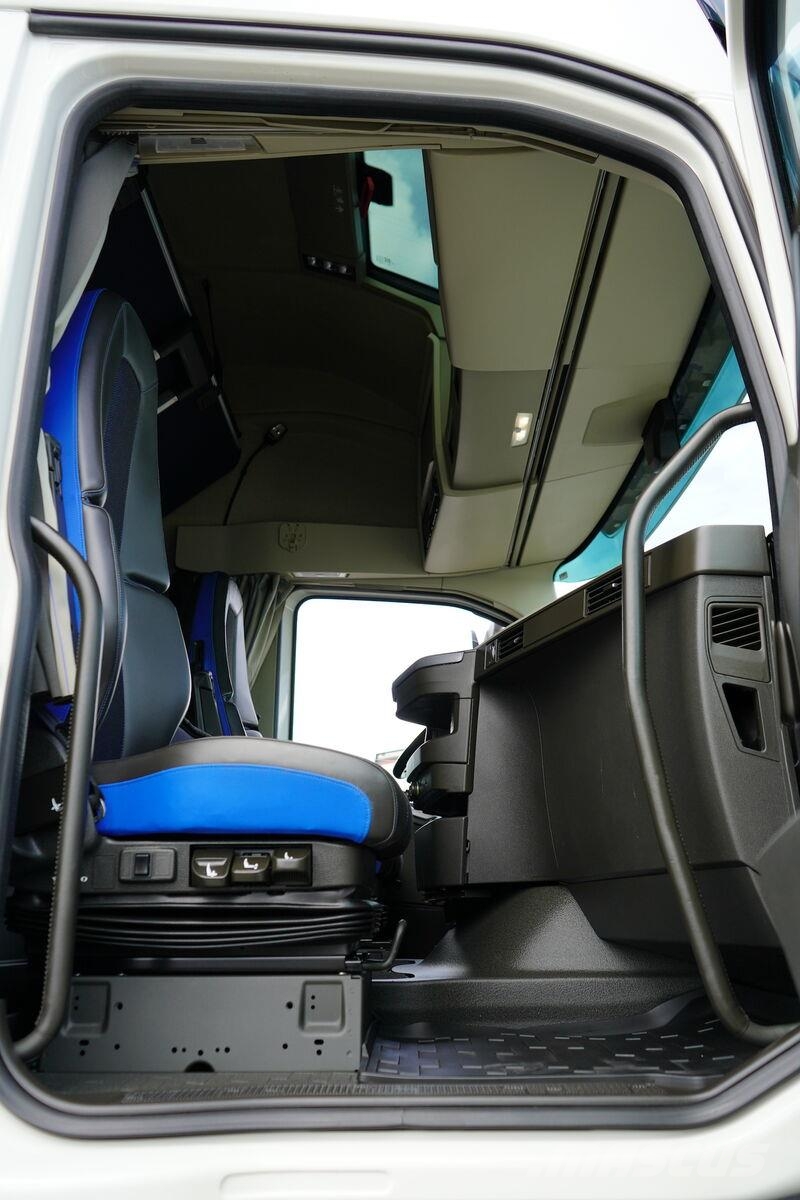 Volvo / FH / 500 / I – SAVE / XL / EURO 6 / ACC / I - CO Trekkers