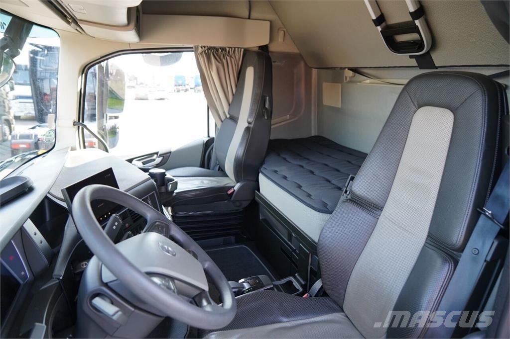 Volvo FH 500 / KLIMATYZACJA POSTOJOWA / I-SHIFT / ALUFEL Tractor Units