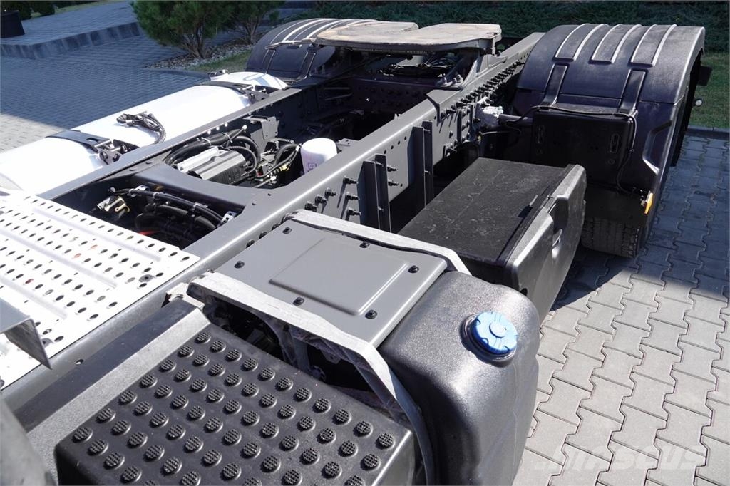 Volvo FH 500 / NISKA KABINA /  I-SHIFT / Trekkers