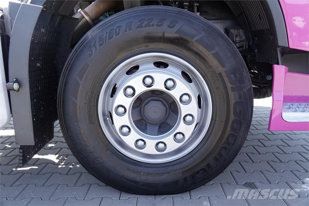 Volvo FH 500 / NISKA KABINA /  I-SHIFT / Trekkers