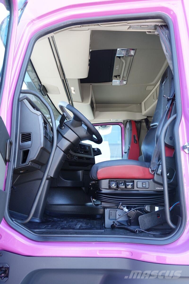 Volvo FH 500 / NISKA KABINA /  I-SHIFT / Trekkers