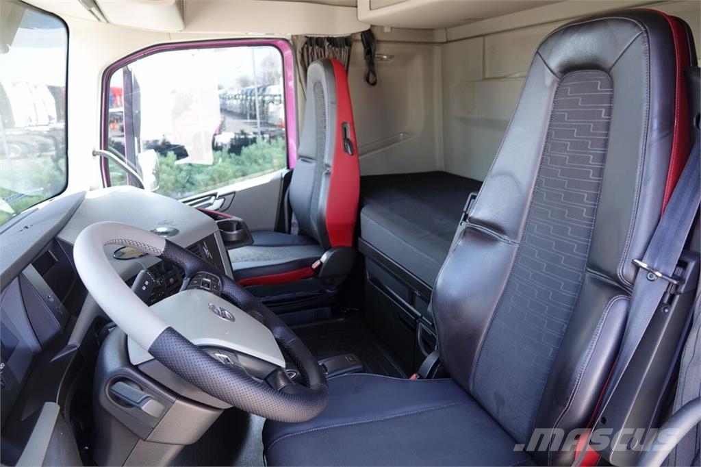 Volvo FH 500 / NISKA KABINA /  I-SHIFT / Trekkers