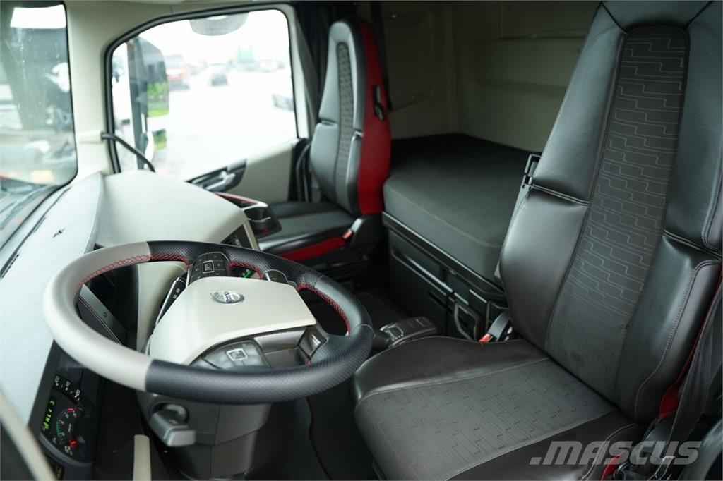 Volvo FH 500 / NISKA KABINA / I-SHIFT / ALUFELGI Trekkers