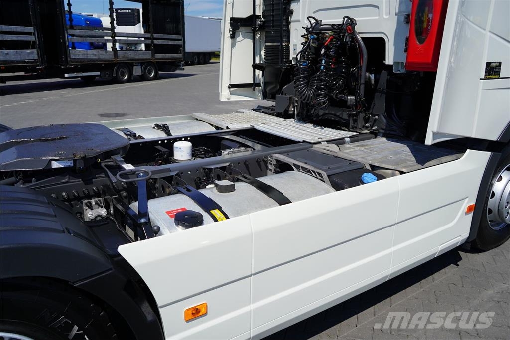 Volvo FH / 500 / XL / EURO 6 / ACC / PEŁNY ADR / I - COO Vetopöytäautot