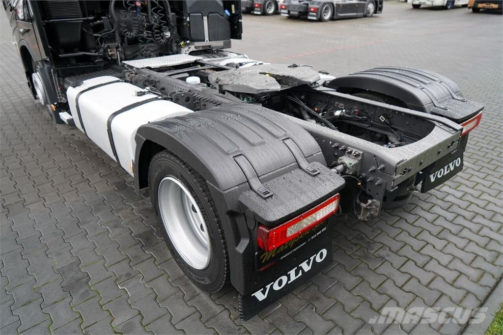Volvo FH 500 / XXL / LOWDECK / MEGA / I-PARK COOL / Z NI Nyergesvontatók