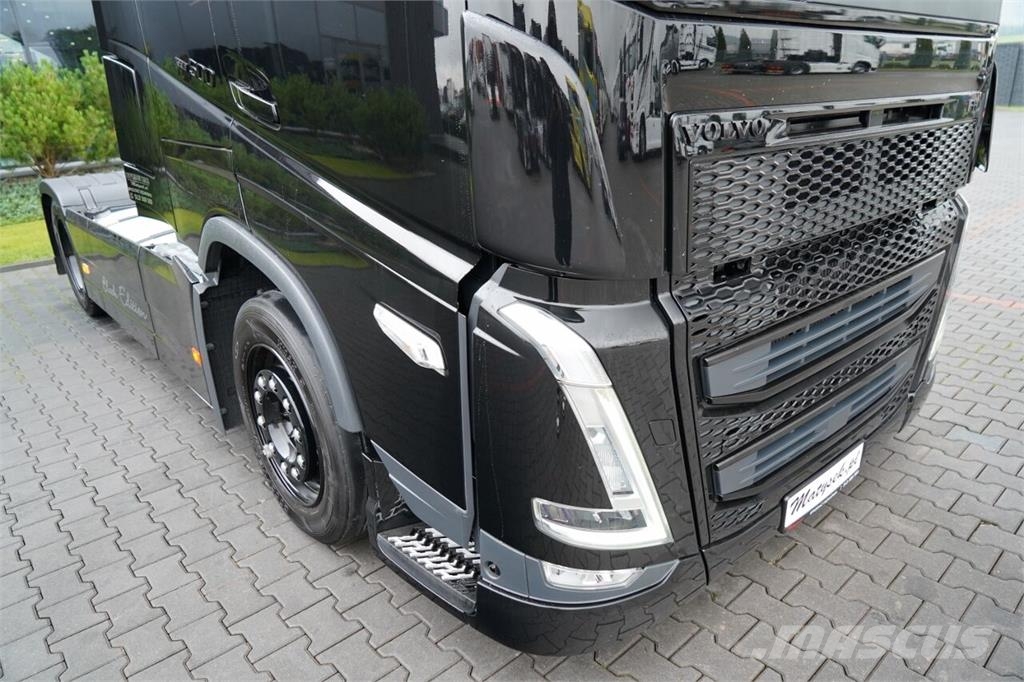 Volvo FH 500 / XXL / RETARDER / LOWDECK / MEGA / BOGATE Trekkers