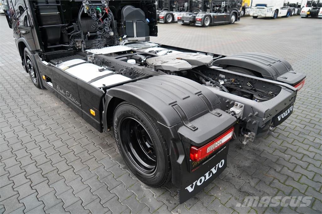 Volvo FH 500 / XXL / RETARDER / LOWDECK / MEGA / BOGATE Trekkers