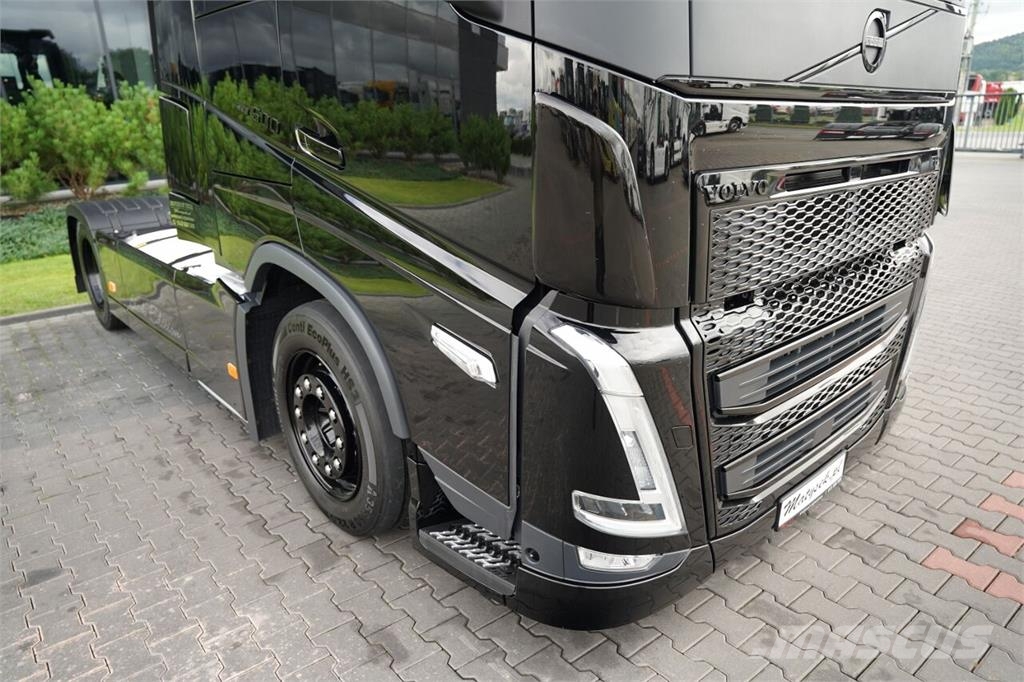 Volvo FH 500 / XXL / RETARDER / LOWDECK / MEGA / BOGATE Vetopöytäautot