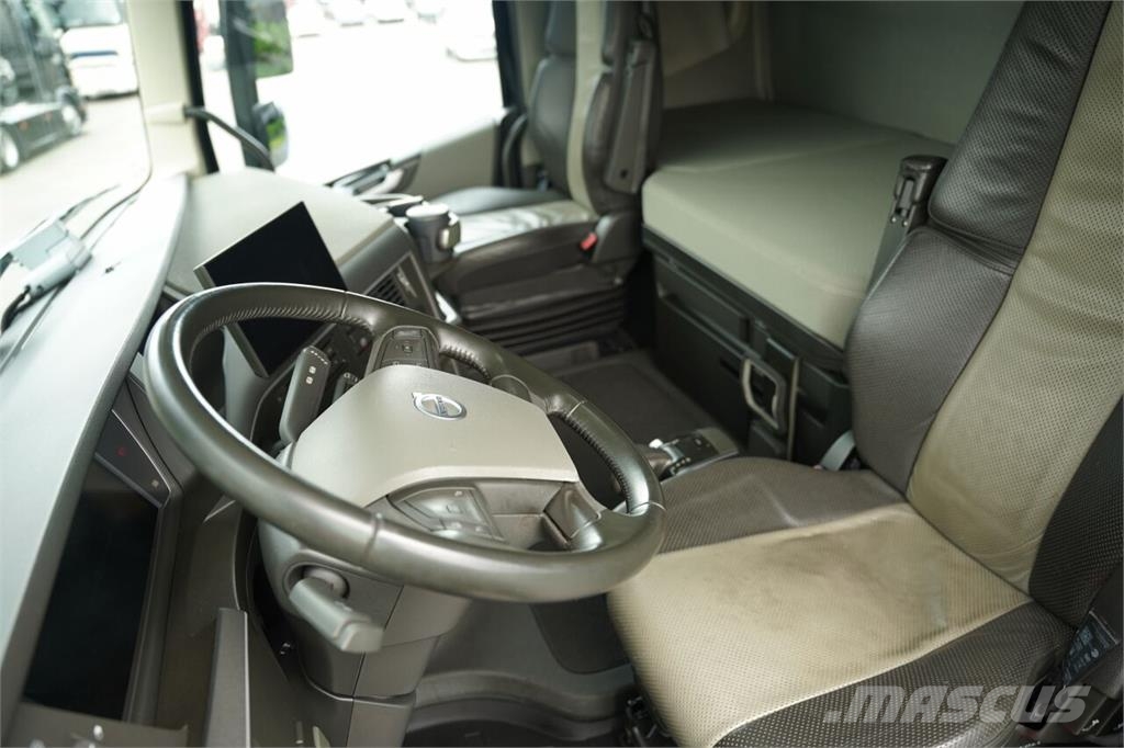 Volvo FH 500 / XXL / RETARDER / LOWDECK / MEGA / BOGATE Vetopöytäautot