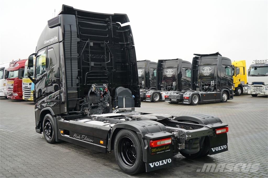 Volvo FH 500 / XXL / RETARDER / LOWDECK / MEGA / BOGATE Trekkers