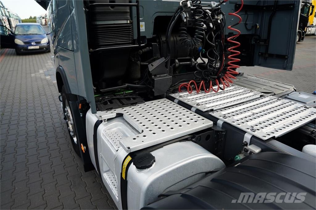 Volvo FH 540 / 6x2 / RETARDER  / I -PARK COOL / PUSHER / وحدات الجر