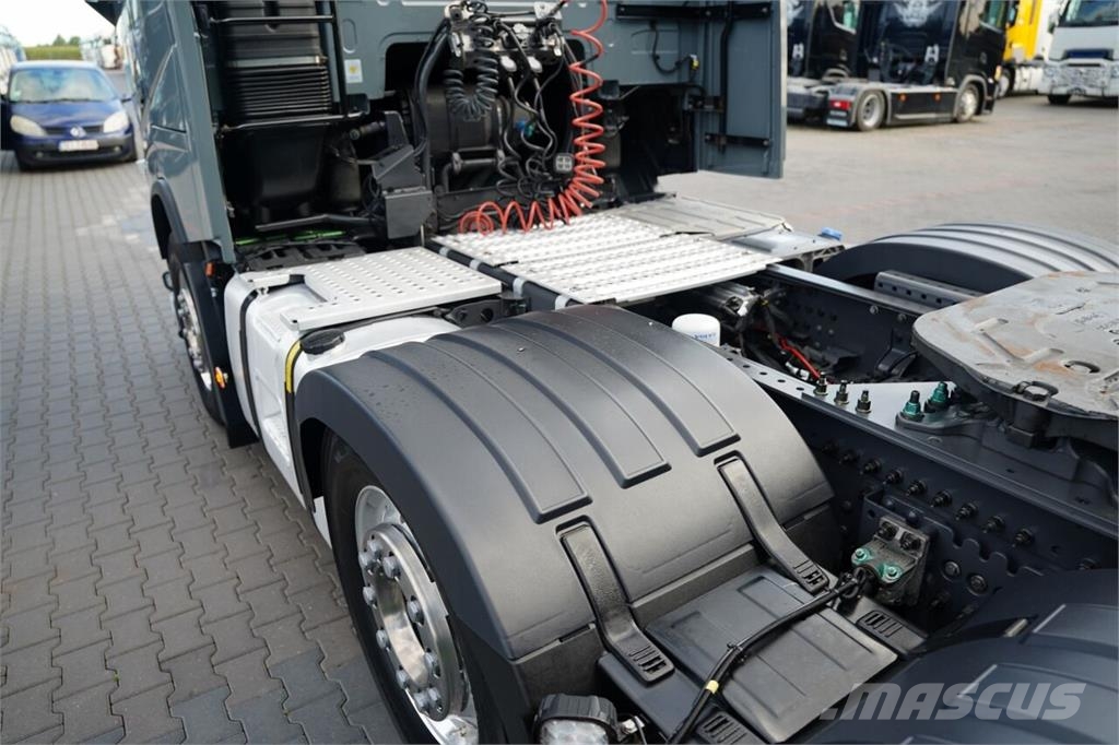 Volvo FH 540 / 6x2 / RETARDER  / I -PARK COOL / PUSHER / وحدات الجر