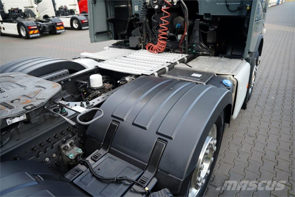 Volvo FH 540 / 6x2 / RETARDER  / I -PARK COOL / PUSHER / وحدات الجر