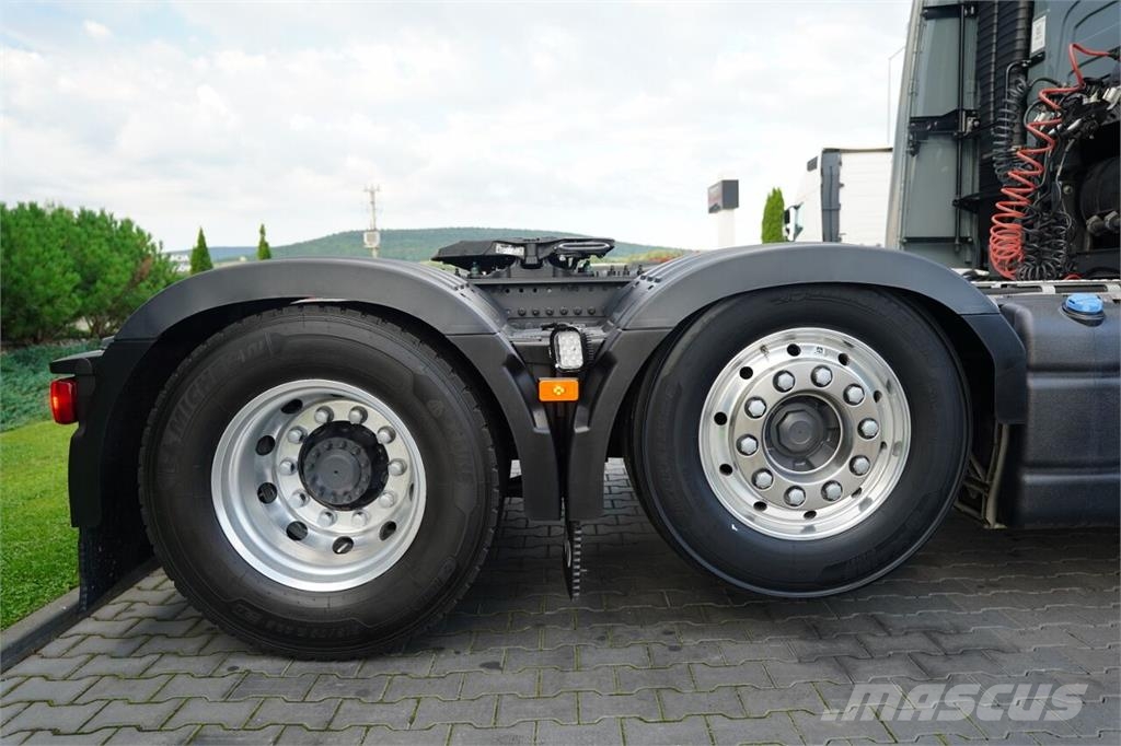 Volvo FH 540 / 6x2 / RETARDER  / I -PARK COOL / PUSHER / وحدات الجر