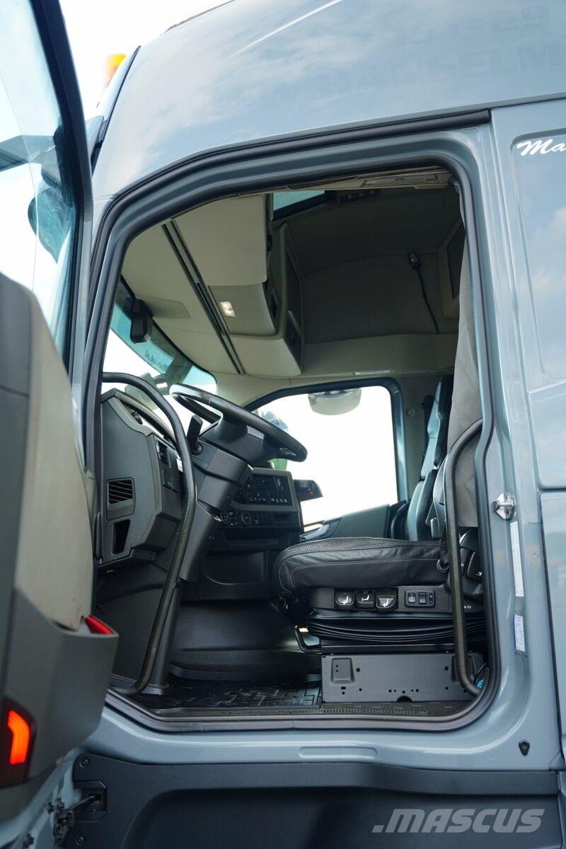 Volvo FH 540 / 6x2 / RETARDER  / I -PARK COOL / PUSHER / وحدات الجر