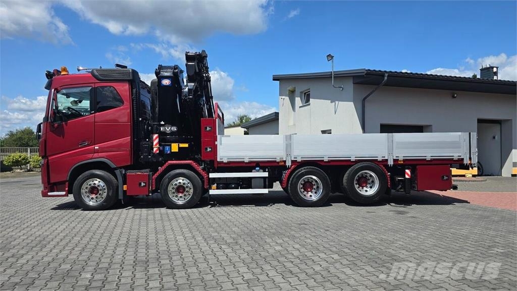 Volvo FH16 750 8x4 / Flatbed Truck / HMF 7020 Crane + JI Camiones plataforma