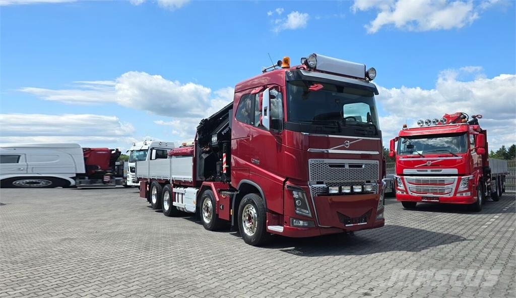 Volvo FH16 750 8x4 / Flatbed Truck / HMF 7020 Crane + JI Camiones plataforma