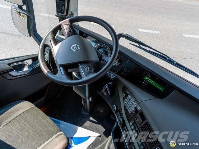 Volvo FH500 8x4 FASSI F1150 .2.28 Fly Jib Crane Baske Kamioni sa otvorenim sandukom