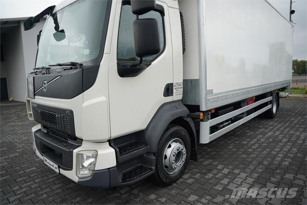 Volvo FL 250 / 4x2 / KONTENER - 7,8 M / WINDA BAR - 1 50 Umpikorikuorma-autot
