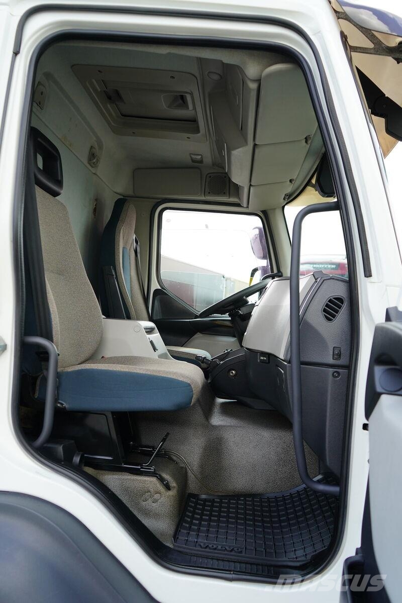 Volvo FL / 280 / ACC / E 6 / ZESTAW PRZEJAZDOWY 120 M3 / شاحنات بغطاء جانبي