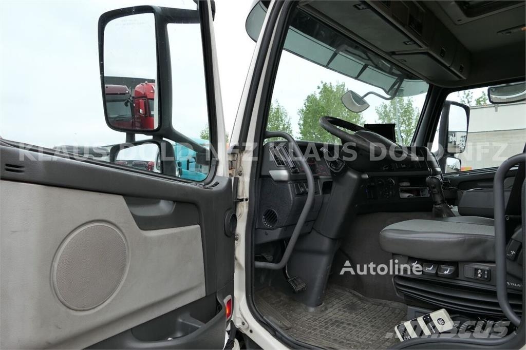 Volvo FM 12.380 6×2 Curtainsider Truck with Lift / Steer Camión con caja abierta