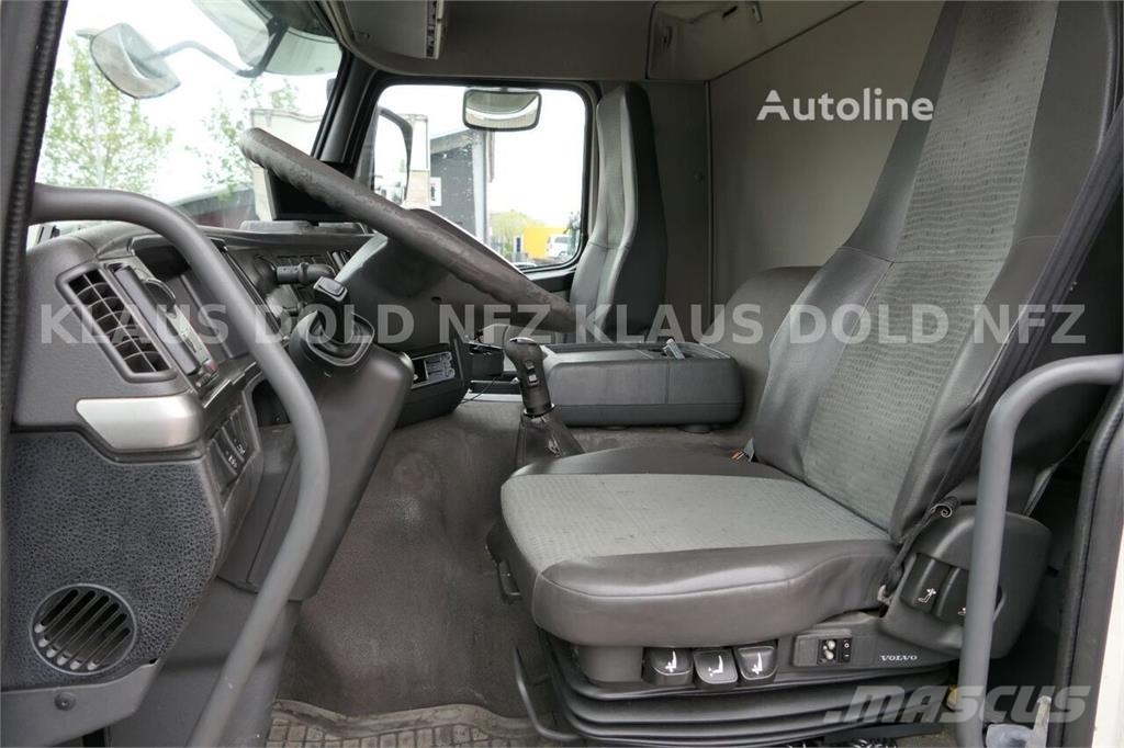 Volvo FM 12.380 6×2 Curtainsider Truck with Lift / Steer Camión con caja abierta