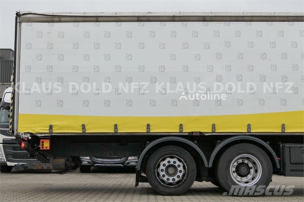 Volvo FM 12.380 6×2 Curtainsider Truck with Lift / Steer Camión con caja abierta